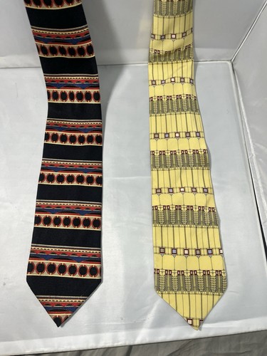 Frank lloyd wright neck - wright,